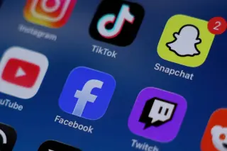 Global Facebook outage knocks out Messenger and the main app