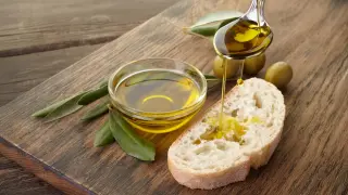 Kyoto Study Reveals Olive Oil Preload Activates Hormone-Nerve Pathways to Blunt Blood Sugar Spikes
