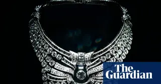 Vienna museum smash-and-grab steals 200-carat necklace linked to Egyptian royalty