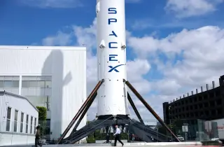 SpaceX taps $25B bond market as IPO glow fades