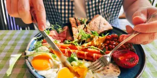 Eggs May Lower Alzheimer's Risk in Older Adults, Large Study Suggests