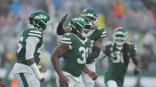 David Bailey's Three-Sack Outburst Silences Critics and Secures Defensive Rookie of the Year Lead