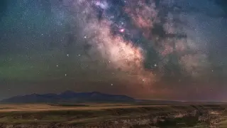 May Brings the Milky Way Core into Sharp View for Stargazers