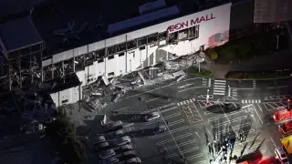 Kumamoto Quake Triggers Mall Collapse as Rescue Efforts Intensify