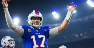 Patriots stun Bills 29-26 in dramatic AFC East clash