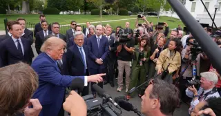 White House AI Summit Yields Voluntary 'Super Intelligence' Accord Amid Regulatory Debate