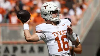 Oklahoma's Last-Second Field Goal Ends Texas' Perfect Season in Red River Rivalry