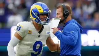 Stafford, 38, keeps elevating as Rams chase a home Super Bowl