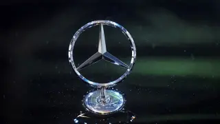 Mercedes-Benz expands brake hose recall to 30,000 luxury sedans