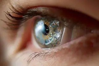 Wearable Eye Lenses Deliver Depression Relief Comparable to Prozac in Mice