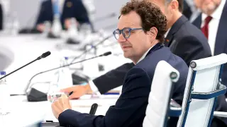 Anthropic CEO urges disarmament talks with China to slow AI