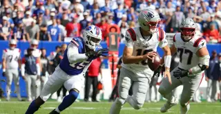 Patriots Snap Bills' Perfect Season with Late Thriller in Highmark Stadium