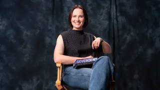 Veronica Roth unveils The Sixth Faction, a Divergent-alternate-timeline duology