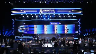 Bieber Joins Maple Leafs to Unveil No. 1 Draft Pick Gavin McKenna