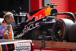 Verstappen blames damp-to-dry patch for Dutch GP crash