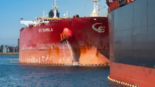 Oil set to spike toward $150 as Hormuz disruption looms
