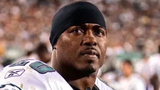 NFL challenges DHS over unauthorized use of Brian Dawkins footage in border post