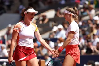 Czech pair duel for Wimbledon glory in an all-Czech final