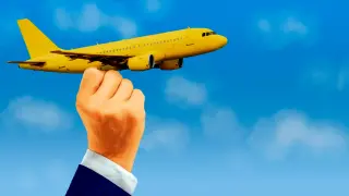 Trump eyes government lifeline for Spirit Airlines, signaling broader interventionism