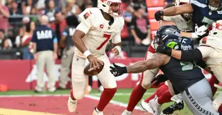 Seahawks' lockdown defense fuels 31-7 win, marks a 39-year stat vs Cardinals
