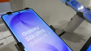 One UI 9 Stable Rollout Reaches Galaxy S25 and Foldables as S24 Gets Security Patch
