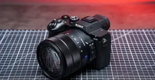Sony RX10 V stacks tech and price in one built-in telephoto package