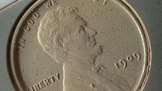 Earthly penny used as scale in Curiosity’s Martian rock photos