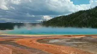 Yellowstone's Heat Source Traced to Shallow Mantle, New Study Finds