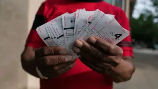 Powerball restarts at $35 million after Saturday draw yields no winner