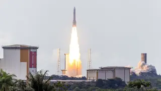 Europe braces for a rocket-launcher gap by 2030, ESA chief warns