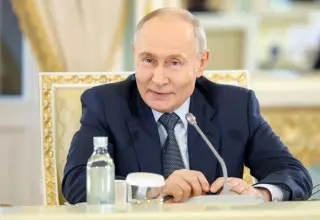 Putin Rules Out Europe as Peace Mediator, Bets on Trump Framework