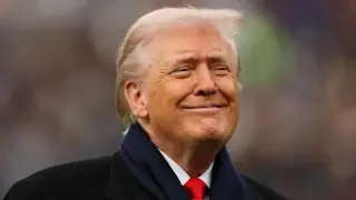 Trump’s Knoxville Visit for Texas-Tennessee Game Heightens Political Stakes and Security Chaos