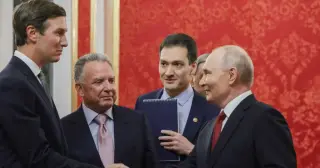 Putin Hosts US Envoys to Discuss Trump-Backed Ukraine Peace Plan