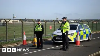 UK Counter-Terrorism Police Re-arrest Two Men in Iran-Linked RAF Fairford Probe