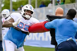 Titans Cut Elliott After Alleged Gun Incident at Practice Facility