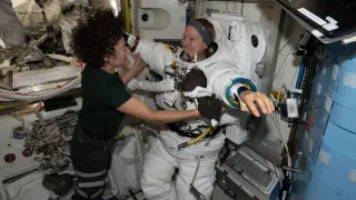 NASA-ESA duo to lead sixth all-female spacewalk from the ISS