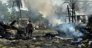 Myanmar Airstrike on Rakhine Market Kills 49, Wounds 58
