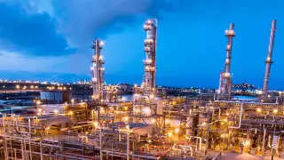 Hedge Funds Bet Big on Fuels Amid U.S. Supply Crunch