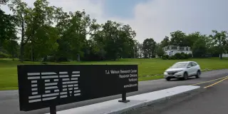 IBM’s 25% Drop Triggers Fresh Turnaround Plans for a Mainframe Giant