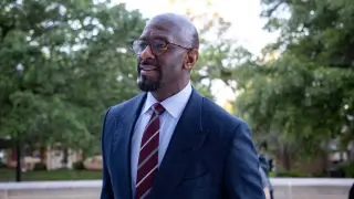 Gillum arrested in Alabama on meth and drug-paraphernalia charges