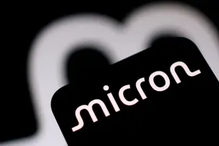 Memory stocks plunge as AI chip rally enters bear territory
