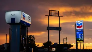 August Gas Prices Hit Record High Amid Iran Tensions and Partisan Debate