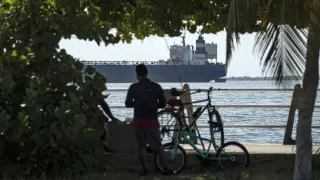 Trump-backed Venezuela oil deal sparks investor caution over legitimacy