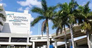 Fort Lauderdale near-miss: controller calls other pilot 'insane' during JetBlue landing