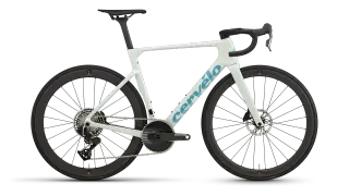 Cervélo revamps the Soloist for real-world riding: lighter, smarter, and more accessible
