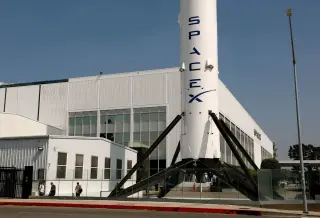 SpaceX Stock Surges 7% on Google AI Deal and Triple Launch Day
