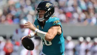 Lawrence’s Poise and Purdy’s Precision Lead NFL’s Week 4 Ascension