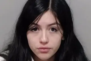 Texas teen mom arrested after handing newborn to stranger at bus stop