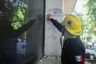 Magnitude-7.3 quake off Mexico’s Pacific coast spurs shaking across the region with limited damage
