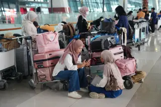 Jakarta Flights Return After Anak Krakatau Activity Dims
